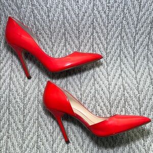 Elegant Leather Heels size 7.5. Boutique 9.